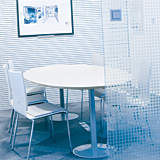 Century Glass supplied the glass partition with patterned design by Al Sanani.